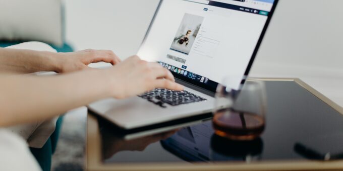 how to start selling digital products online