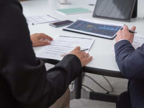 how to use strategic negotiation to maximize business profits