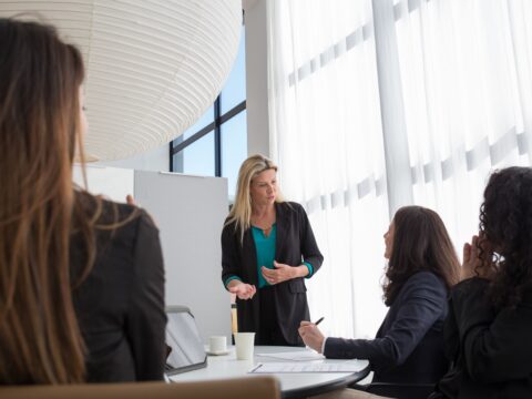 how to handle workplace conflicts like a great leader