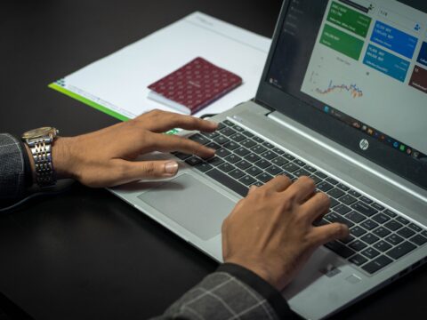 how to build a successful affiliate marketing website