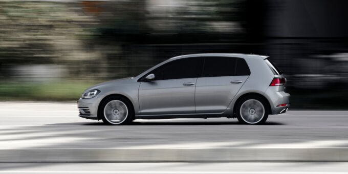 how to improve your car’s fuel efficiency and save money