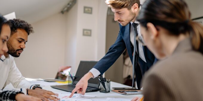 how to delegate tasks efficiently as a manager